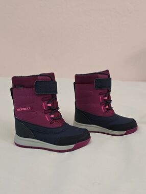 Merrell Boots Size: 6